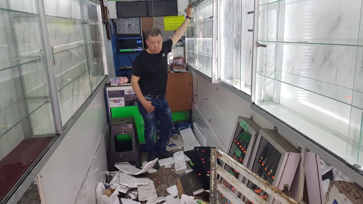 Delincuentes desvalijaron céntrica joyería de Curicó