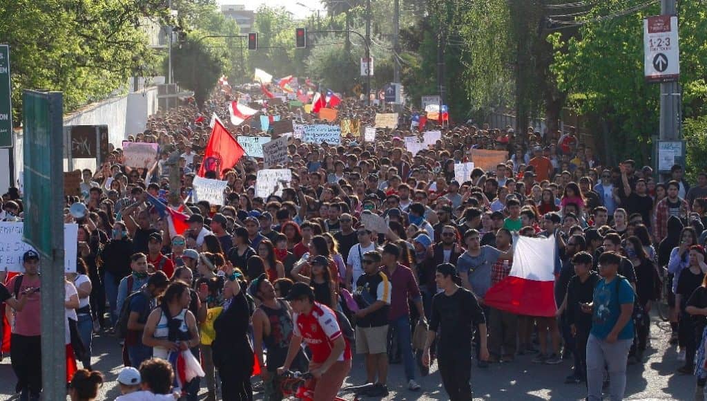 Prefecto de Carabineros de Curicó realizó balance de procedimientos en manifestaciones sociales