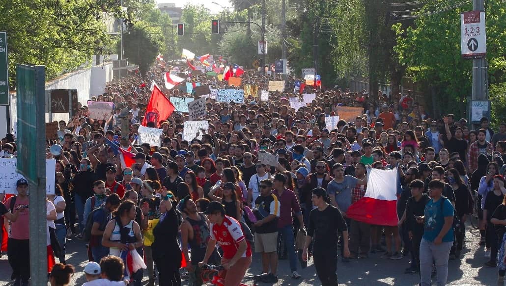 Prefecto de Carabineros de Curicó realizó balance de procedimientos en manifestaciones sociales