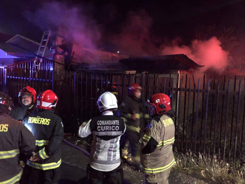Incendio destruyó casa abandonada en Santa Fe