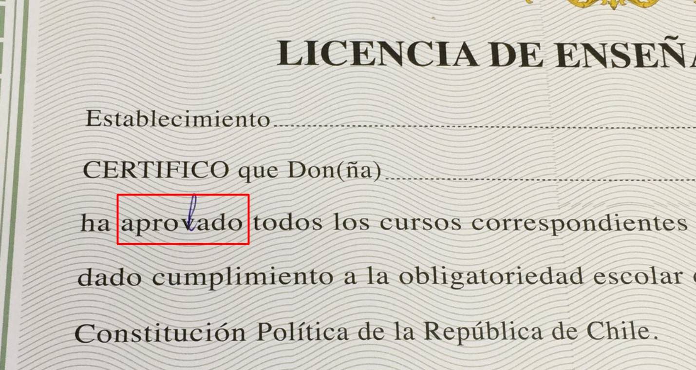 Error ortográfico obligó a la Municipalidad de Santiago a retirar certificados escolares