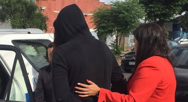 PDI detuvo a dos personas por robo a locales comerciales en medio de manifestaciones