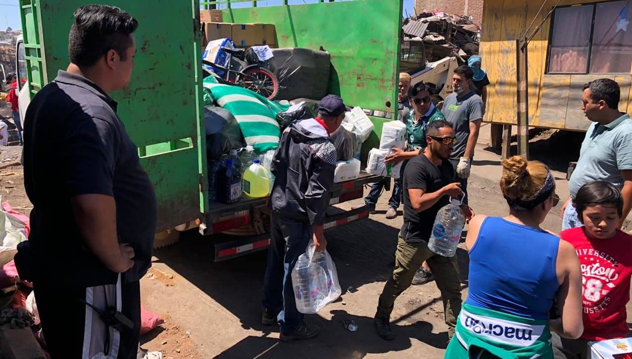 Hinchas de Santiago Wanderers coordinaron ayuda de curicanos para Valparaíso