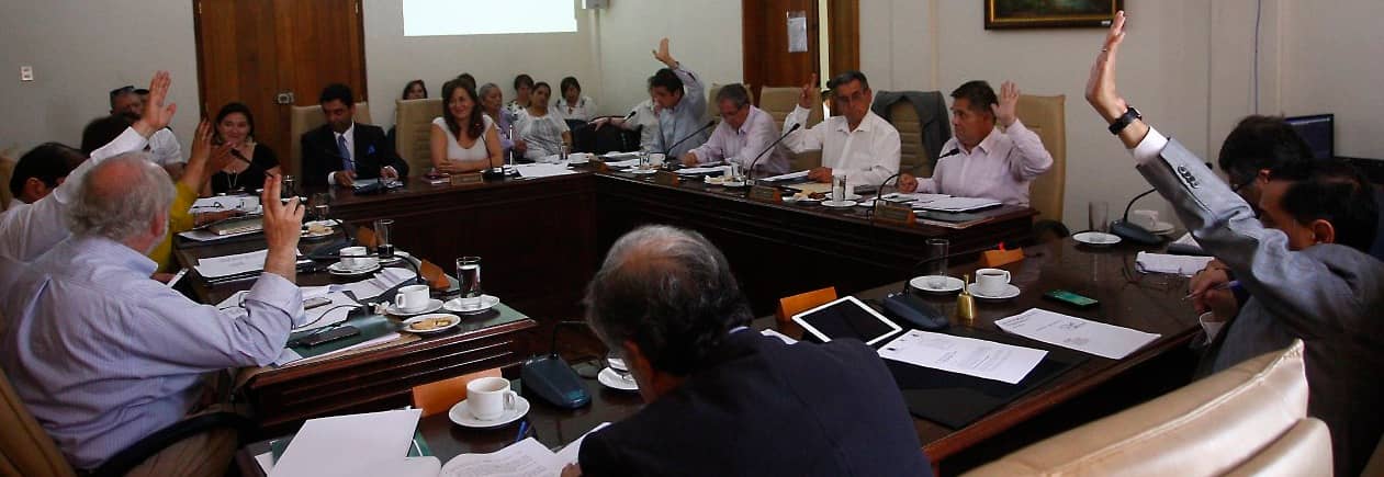 Concejo Municipal aprobó liberar de pago de Derechos de Aseo a mayores de 60 años que cumplan requisitos