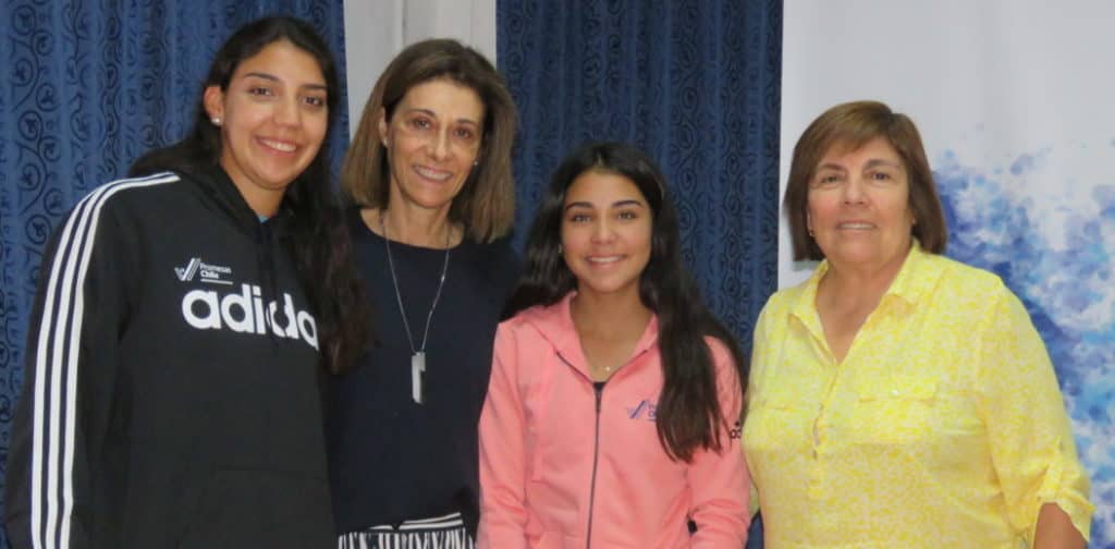 Deportistas maulinos recibieron vestimenta e implementos deportivos