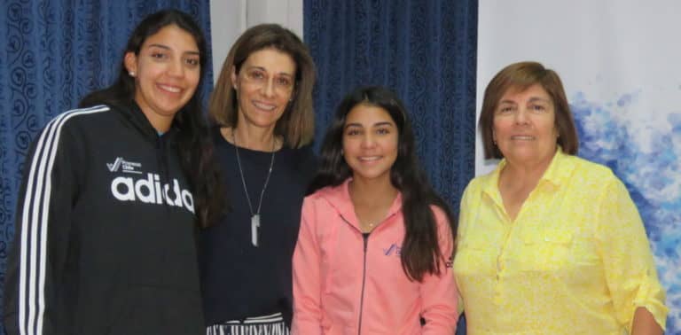 Deportistas maulinos recibieron vestimenta e implementos deportivos