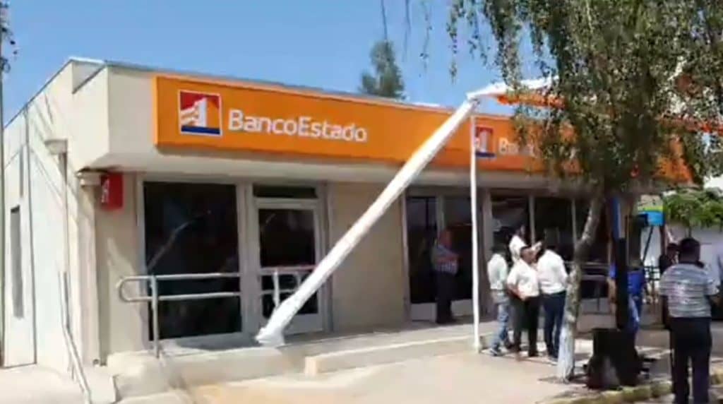 Falso aviso de asalto a Banco Estado en Hualañé generó despliegue policial