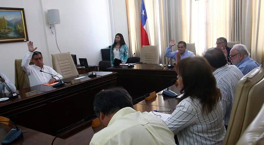 Concejo Municipal aprobó nombrar calles de Curicó en honor a 12 mujeres destacadas
