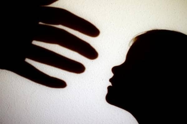 Mujer acusó a su padre de abusarla sexualmente a ella y otros menores en Curicó