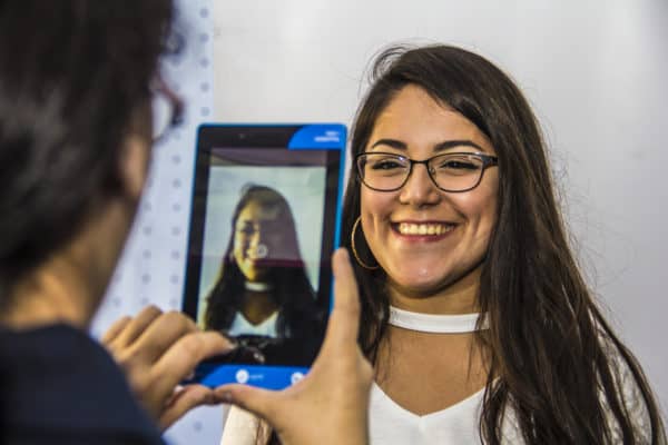 Junaeb reitera el llamado a los estudiantes para sacarse la foto para su TNE
