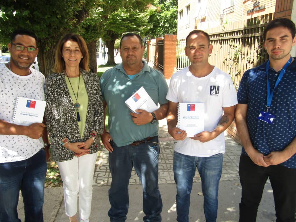 Equipos de Curicó, Talca y Constitución impulsan el softbol en el Maule