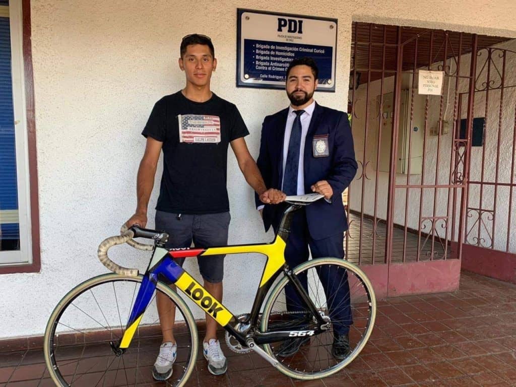 Ciclista curicano recupera bicicleta sustraída