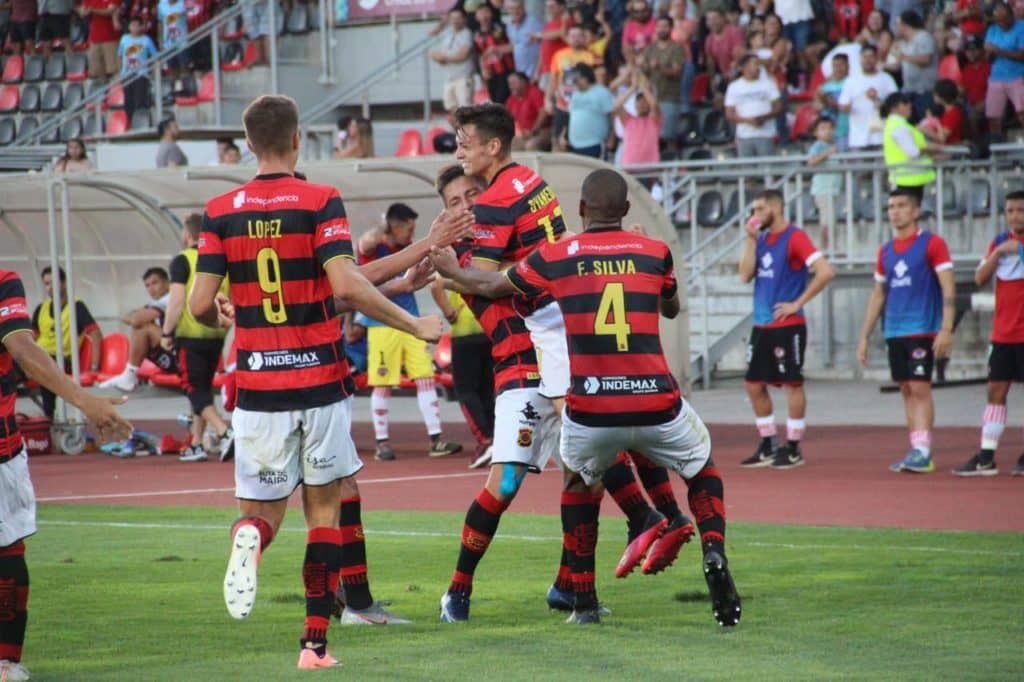 Rangers gana y toma por el momento el liderato de la Primera B