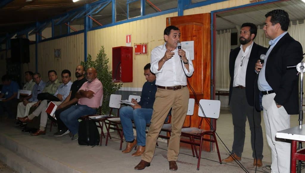 Autoridades y empresa Nuevo Sur analizarán extender agua potable rural en Isla de Marchant