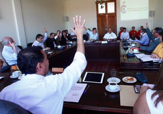 Concejo Municipal de Curicó otorgó a Bomberos la administración de parquímetros