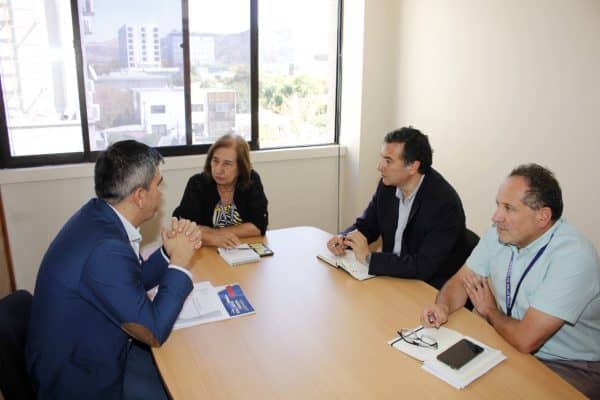 Municipio de Rauco se reunió con el Servicio de Salud del Maule para solicitar apoyo de emergencia