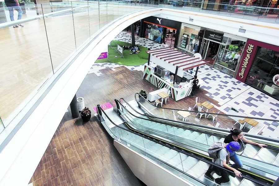 Ministerio de Economía anunció cierre de centros comerciales en todo el país