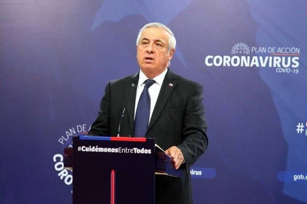 Gobierno decretó cuarentena total en 7 comunas de la Región Metropolitana y aduana sanitaria en Santiago
