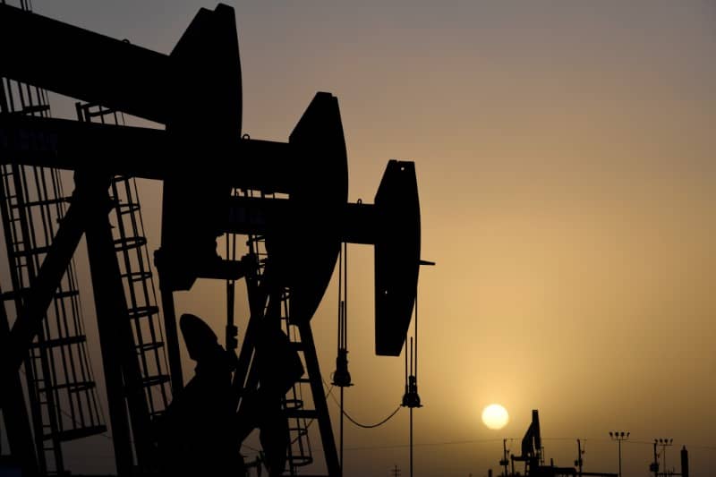 Caída histórica en el precio del barril de petróleo en Estados Unidos: cotiza a menos de un dólar