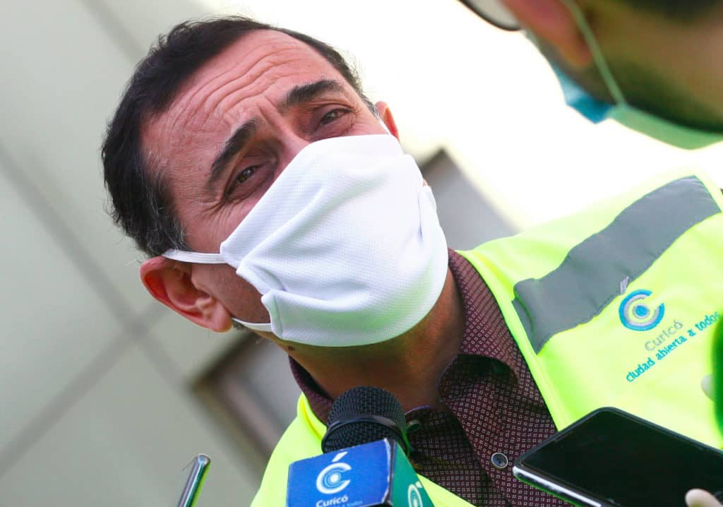Asociación de Municipalidades se opone a vuelta al trabajo presencial de funcionarios públicos