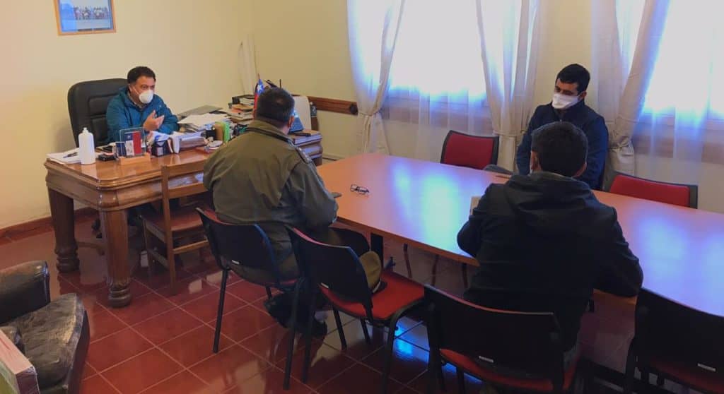 Alcalde de Licantén reitera llamado a quedarse en casa durante este fin de semana largo