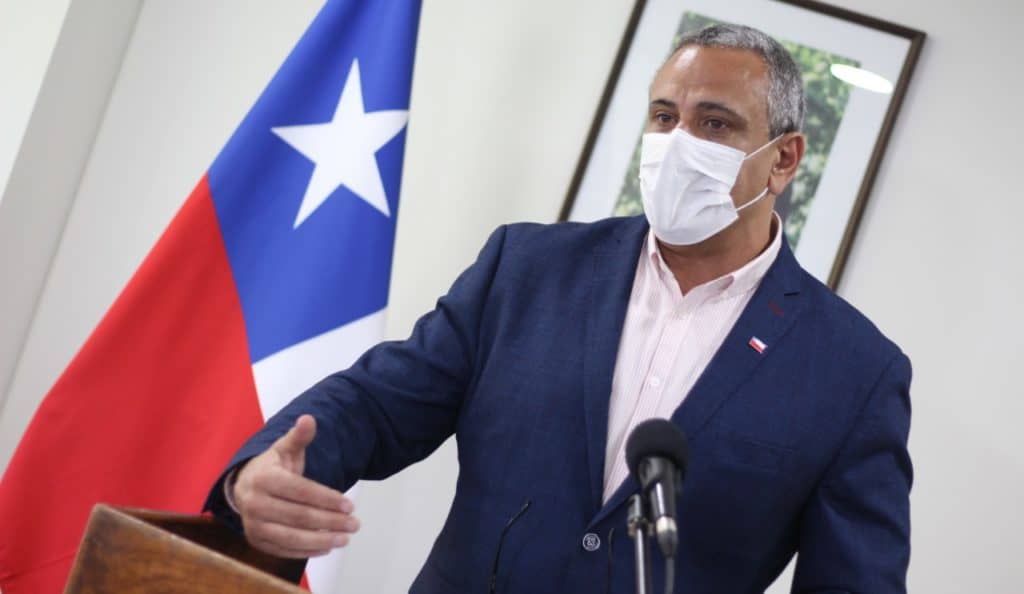 Milad asegura que reducción presupuestaria al Maule no va a "afectar en nada" el combate al coronavirus