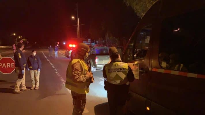 56 personas fueron detenidas durante el toque de queda: 296 vehículos fueron devueltos a hogares