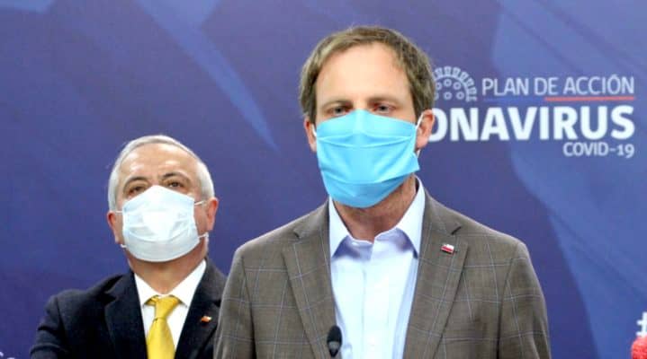 Funcionarios del Minsal piden renuncia del subsecretario Arturo Zúñiga