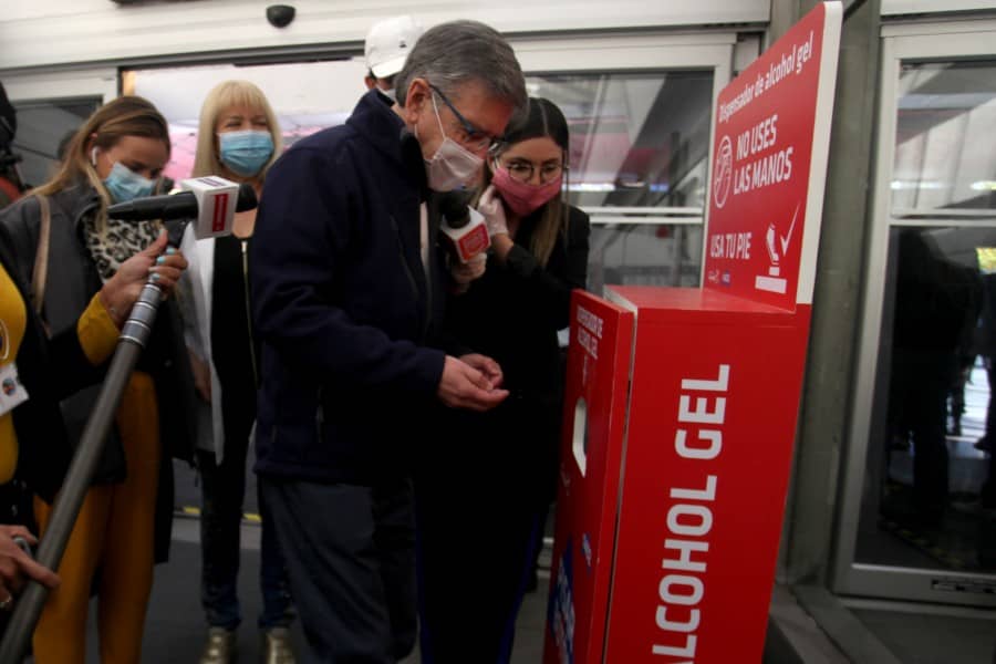 Cambio de planes: Lavín prohíbe funcionamiento de mall Apumanque tras aumento de contagios por COVID-19