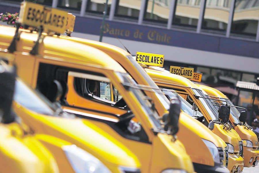 MTT: Transportistas escolares podrán realizar otros servicios