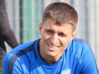 Futbolista turco asesinó a su hijo de 5 años sospechoso de coronavirus