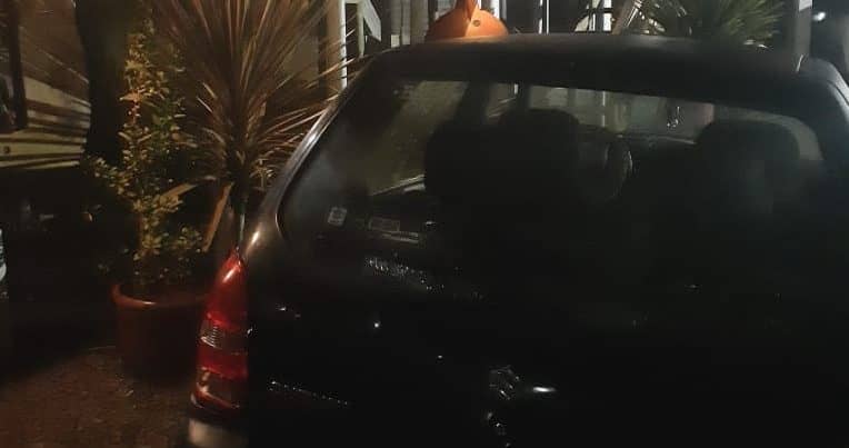 Detenido trabajador que intentó quemar vehículo y cabañas en Iloca