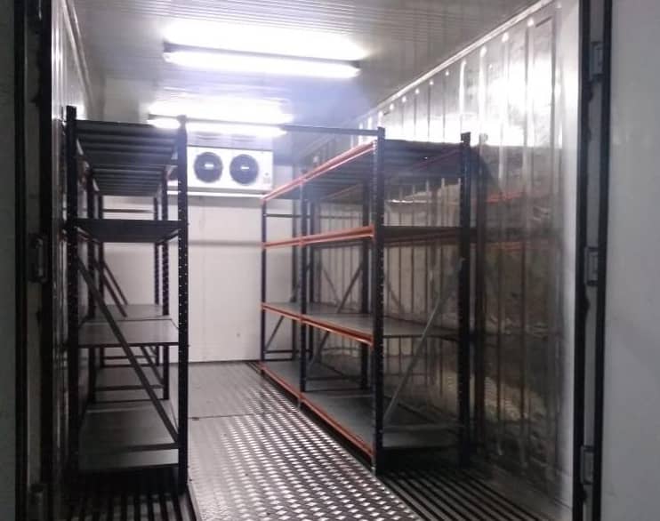 Instalan primera cámara refrigerada para depósito de cadáveres en Hospital de Curicó