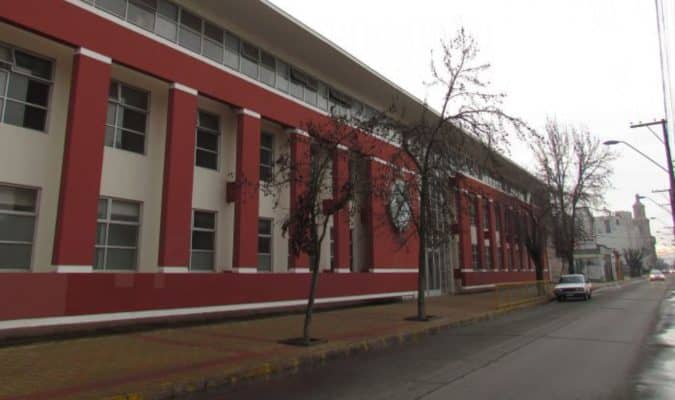 Apoderados presentan recurso de protección en contra de Colegio Santo Tomás