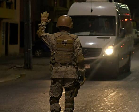 Falso militar fue sorprendido solicitando permisos temporales en Curicó