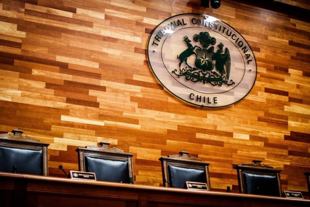 TC declara inadmisible recurso contra proyecto que aumentó sanciones por infringir cuarentena