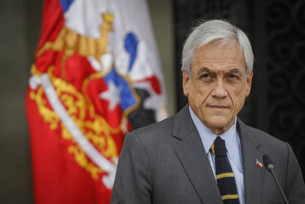 Presidente Piñera anuncia promulgación de ley que limita la reelección de autoridades
