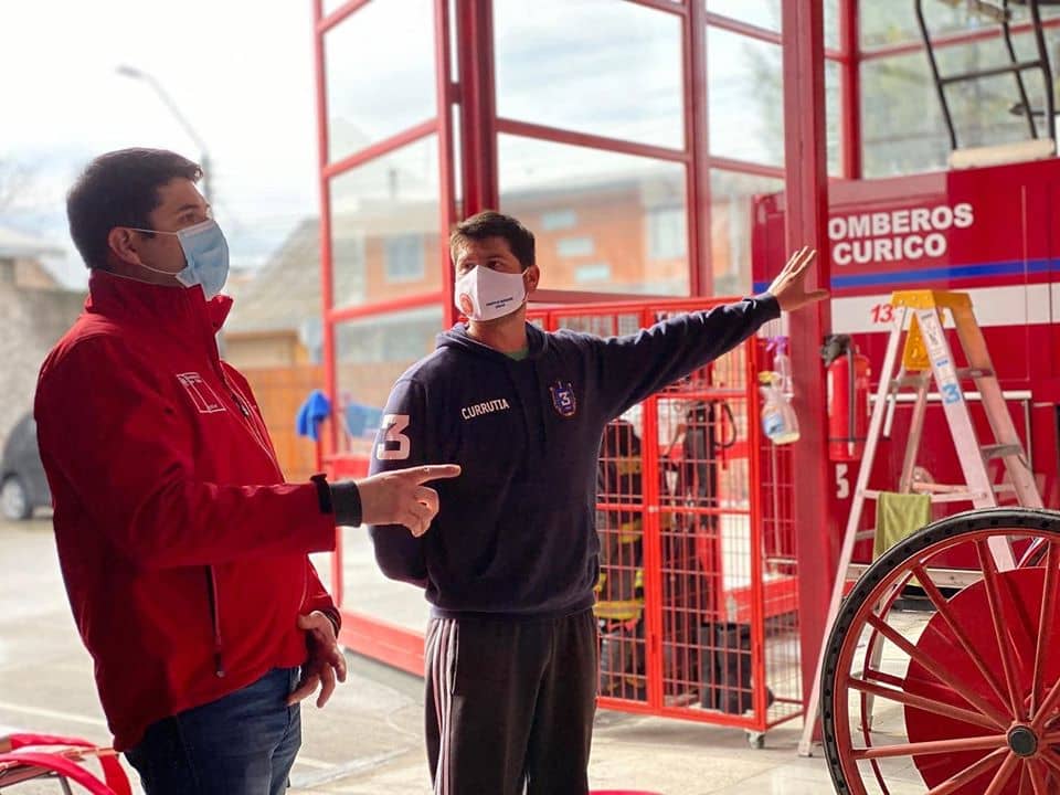 Gobernador González destacó nueva ley que aumenta las penas a quienes agredan a bomberos
