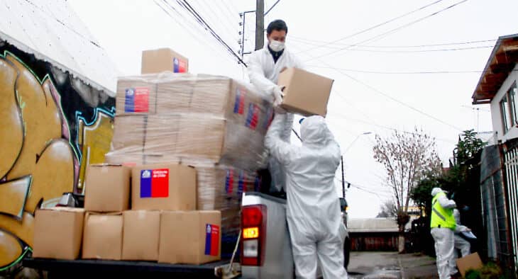 Vecinos denuncian entrega de cajas con alimentos en casas que no la necesitan