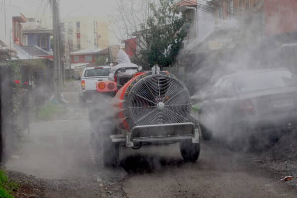 Municipio retomó sanitizaciones en las calles de Curicó tras las intensas jornadas de lluvia