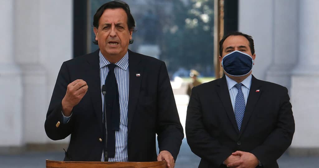 Gobierna evalúa invocar Ley de Seguridad del Estado contra los camioneros
