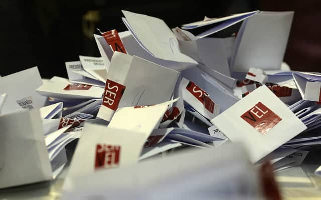 Servel reconoce error en sistema de georeferenciación y corrige más de 7 mil casos para elecciones del 7 de mayo