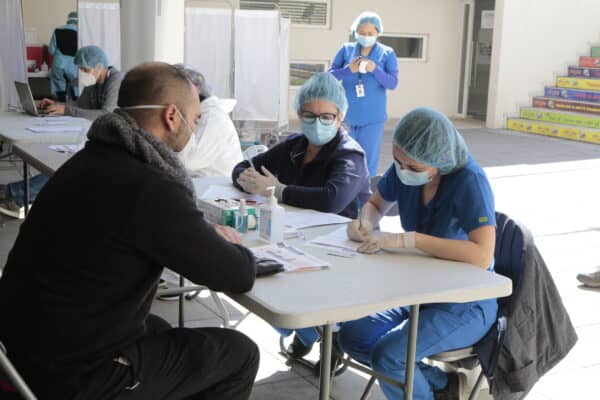 Salud Municipal de Curicó y Seremi de Salud pesquisan casos asintomáticos de Covid-19