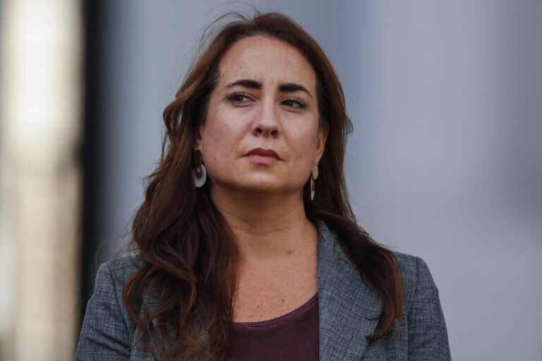 Movilh exige renuncia de subsecretaria de DD.HH. por apoyo a "terapias de conversión" para homosexualidad o transexualidad