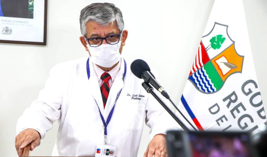 Director de Salud del Maule reconoce y rectifica error en cifras de funcionarios COVID-19 positivos