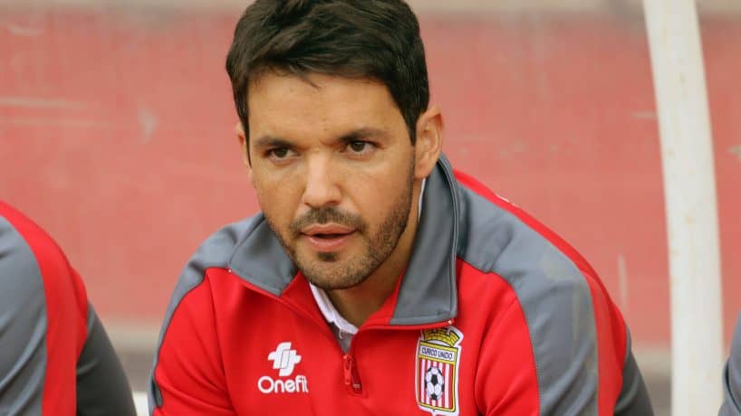 Nicolás Larcamón: “Es complicada esta nueva modalidad de cobro (VAR)”