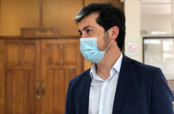 Diputado Hugo Rey celebró victoria del Apruebo y la Convención Constitucional