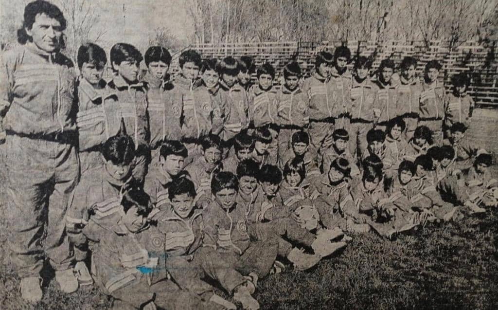 Libro “Juventud 2000” recorrerá la historia de La Academia que marcó un hito en Chile