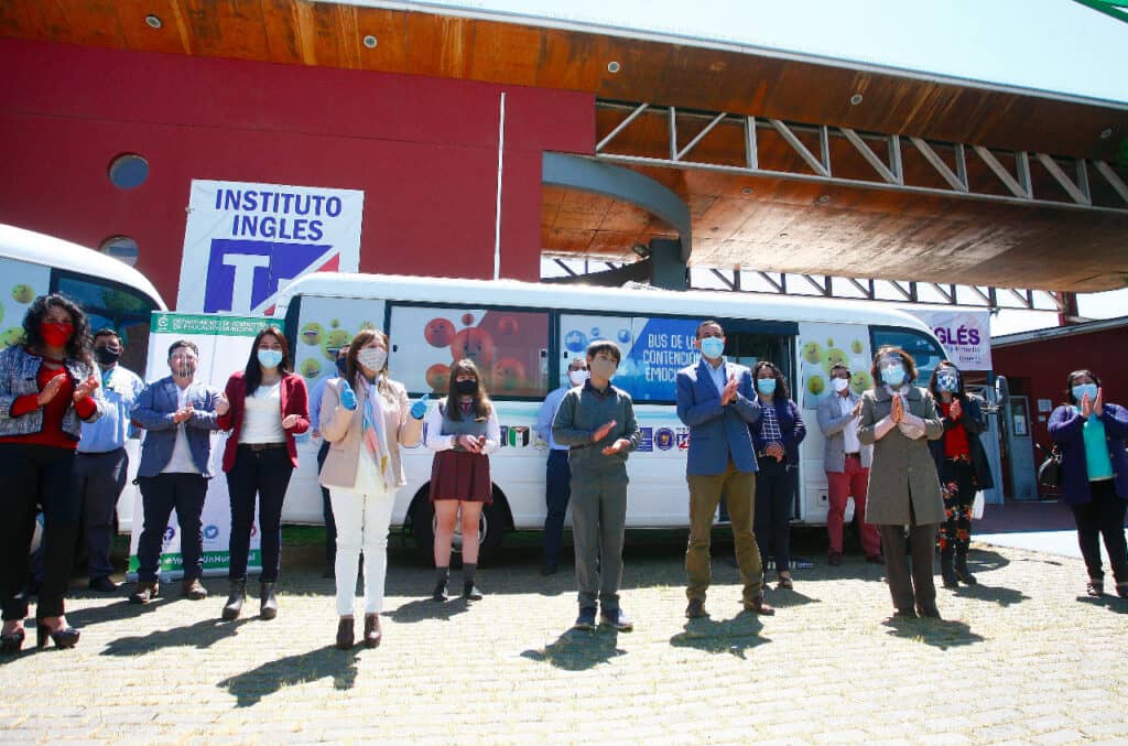 DAEM y Municipio de Curicó implementan buses de contención emocional