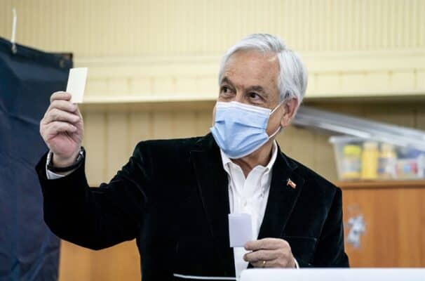Presidente Piñera hizo un llamado a respetar los resultados: "debemos contribuir para que Chile tenga una buena constitución"